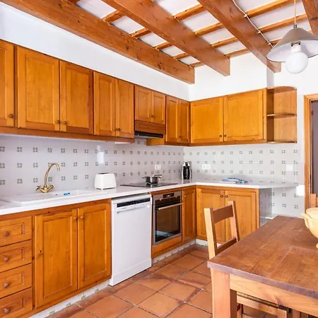 וילה Na Bona מאהון