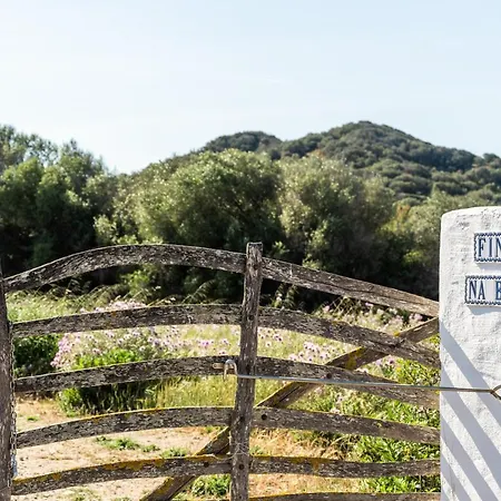 וילה Na Bona מאהון