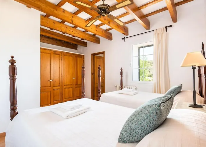 Na Bona Willa Mahón